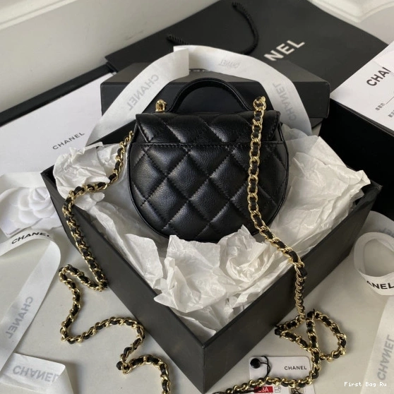 First Bag Ru CHAIN CHANELUTCH CHANEL WITH 0721